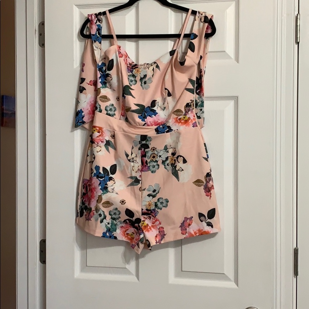 Short Jumper with short arm sleeves